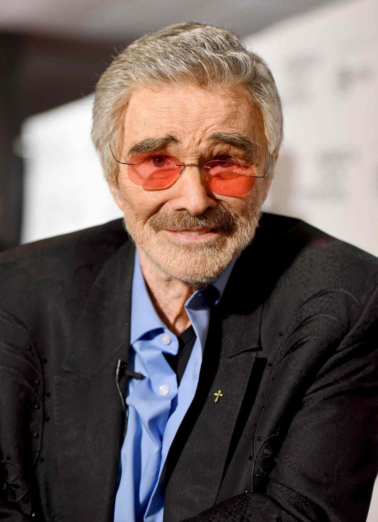 Burt Reynolds Dies: '70s Sex Symbol Dead