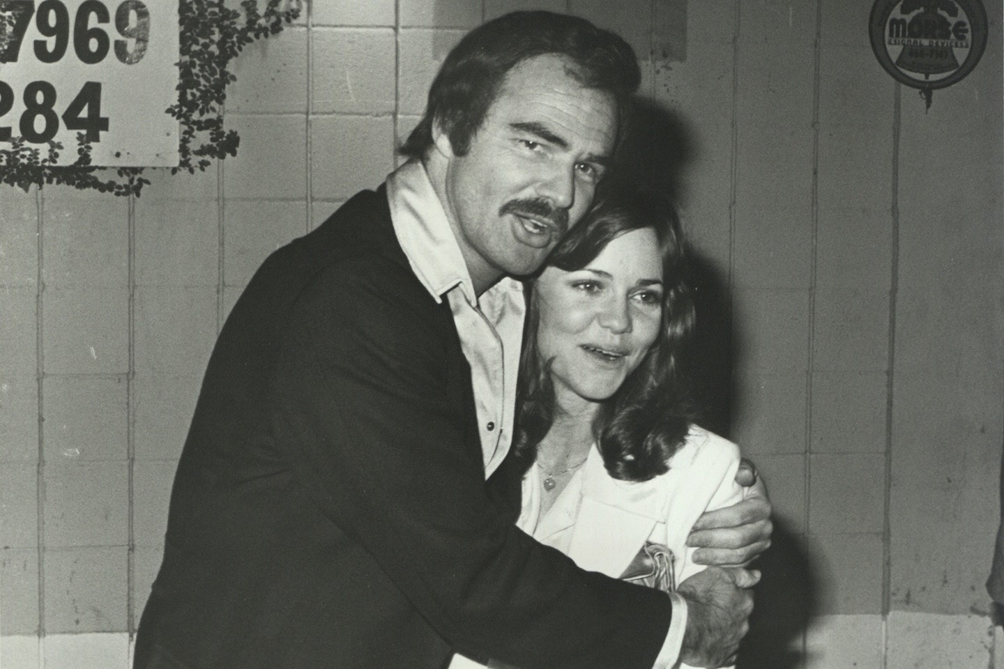 Sally Field Is Glad Burt Reynolds Didn't Get the Chance to Read Her Memoir | Vanity Fair